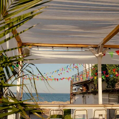 Seaside Tiny House Village 旧瓦马