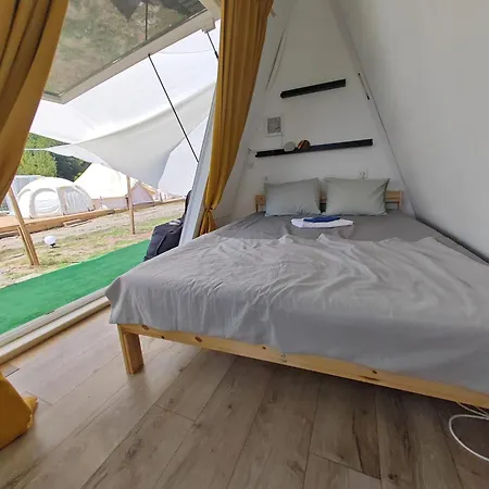 Seaside Tiny House Village 营地 旧瓦马