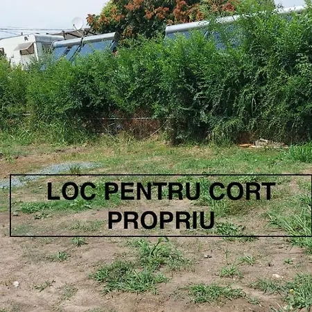 Seaside Tiny House Village * 旧瓦马