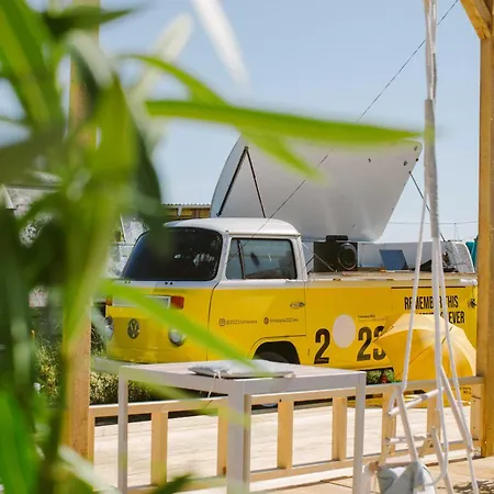 キャンプ場 Seaside Tiny House Village *